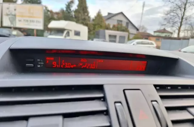 MAZDA 6 1.8 (120 KM)