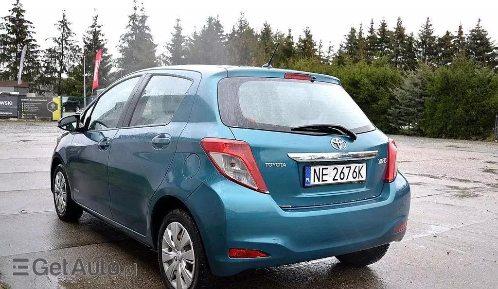 TOYOTA Yaris 