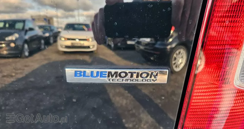 VOLKSWAGEN Up! (BlueMotion Technology) high