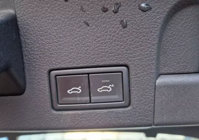 VOLKSWAGEN Arteon 2.0 TSI DSG Elegance