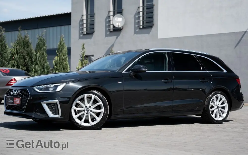 AUDI A4 Avant 35 TFSI S tronic S line