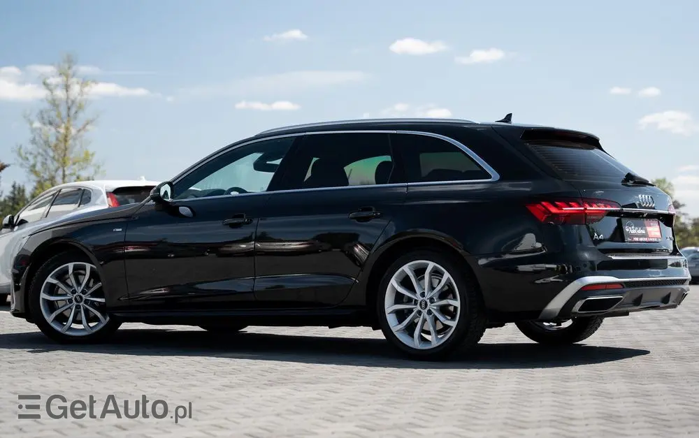 AUDI A4 Avant 35 TFSI S tronic S line