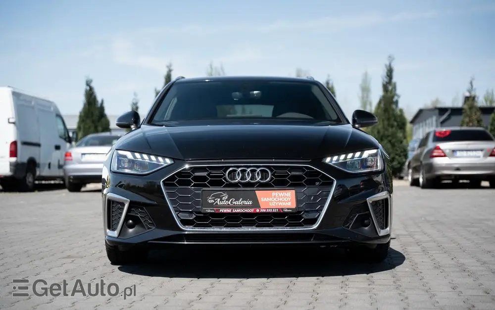 AUDI A4 Avant 35 TFSI S tronic S line