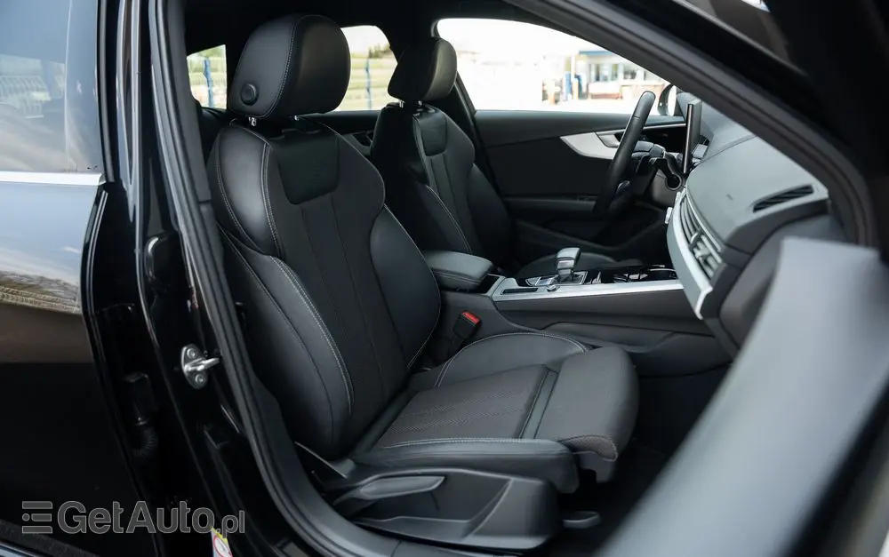 AUDI A4 Avant 35 TFSI S tronic S line