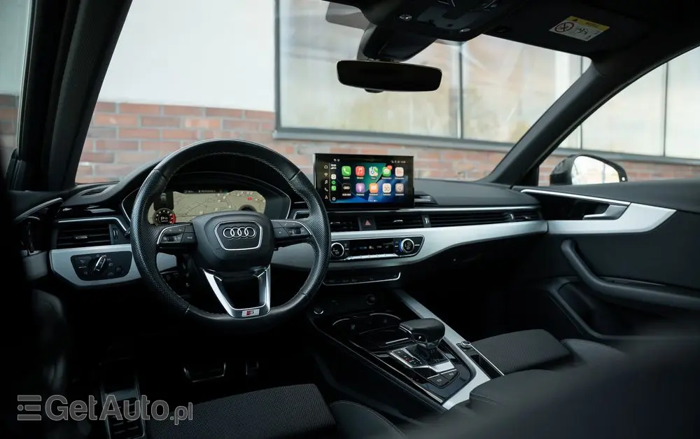 AUDI A4 Avant 35 TFSI S tronic S line