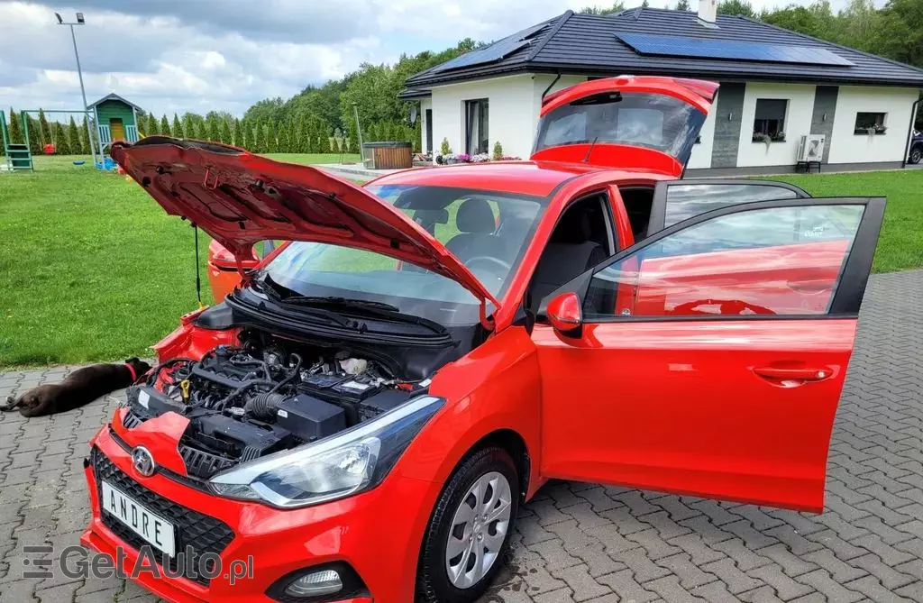 HYUNDAI I20 