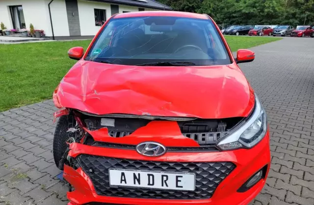 HYUNDAI I20 