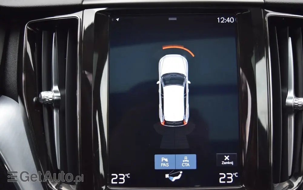 VOLVO XC 60 D3 Momentum Pro