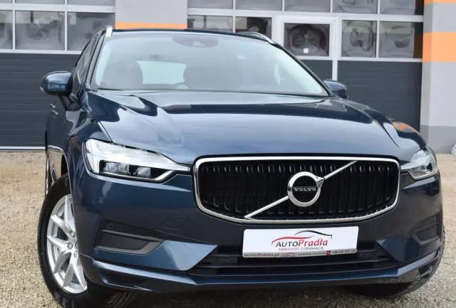 VOLVO XC 60 D3 Momentum Pro