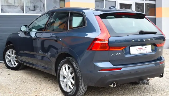 VOLVO XC 60 D3 Momentum Pro