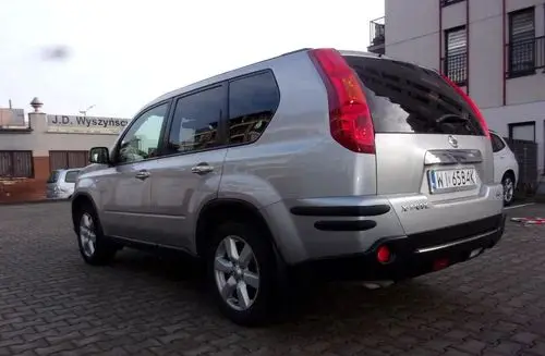 NISSAN X-Trail 