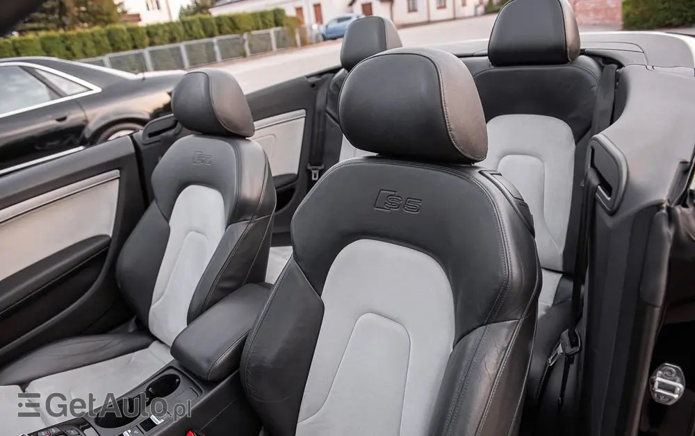 AUDI S5 Cabrio S tronic