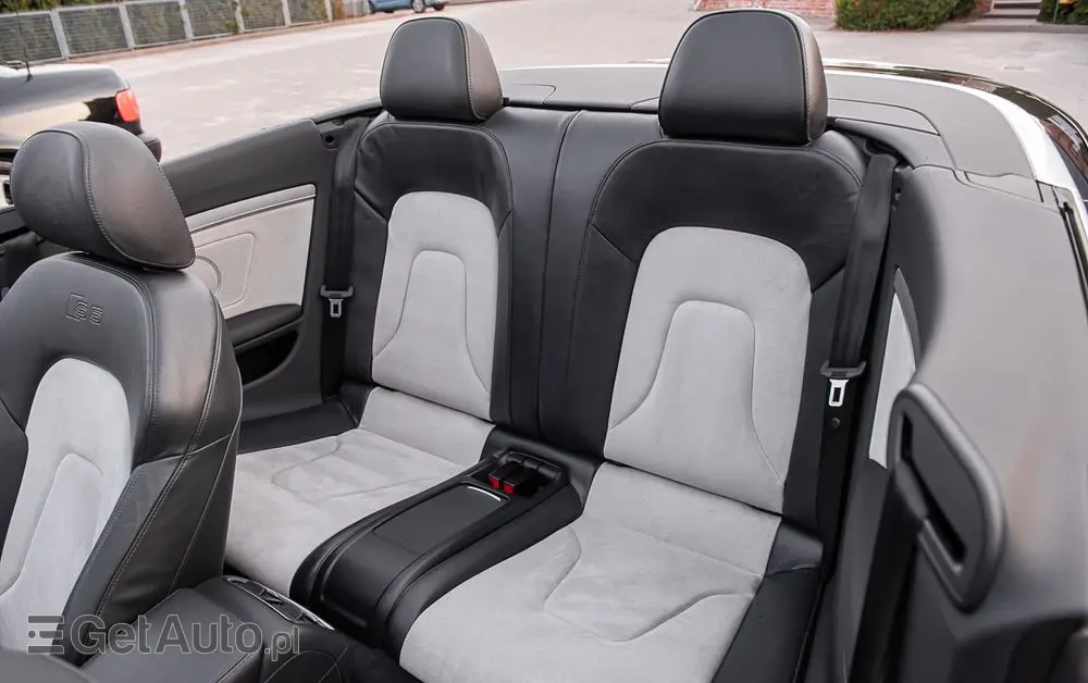 AUDI S5 Cabrio S tronic