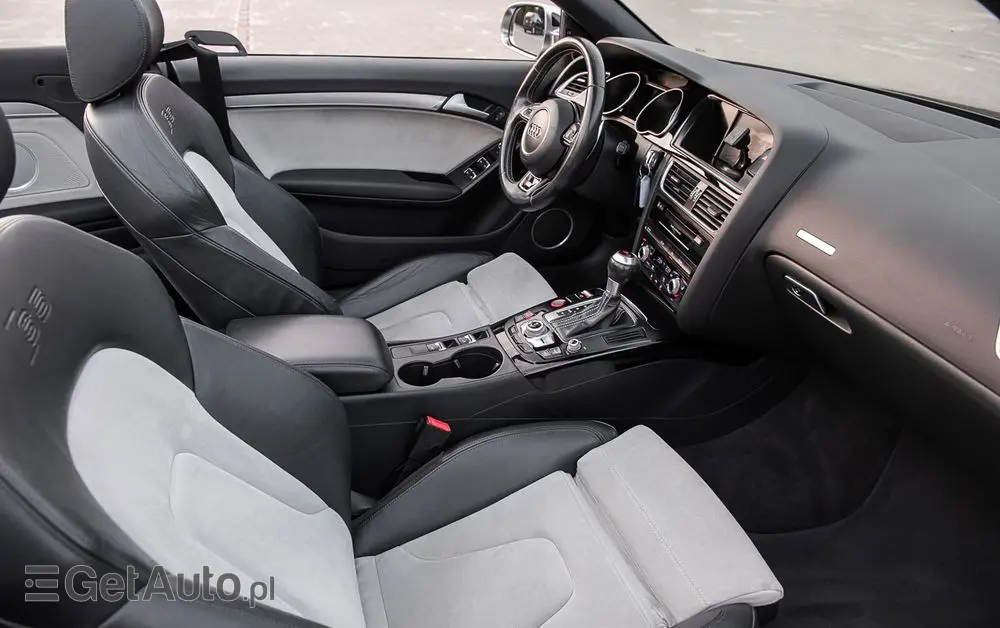 AUDI S5 Cabrio S tronic