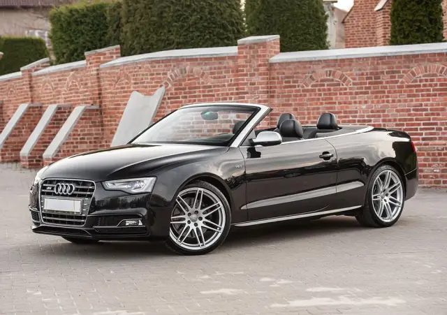 AUDI S5 Cabrio S tronic