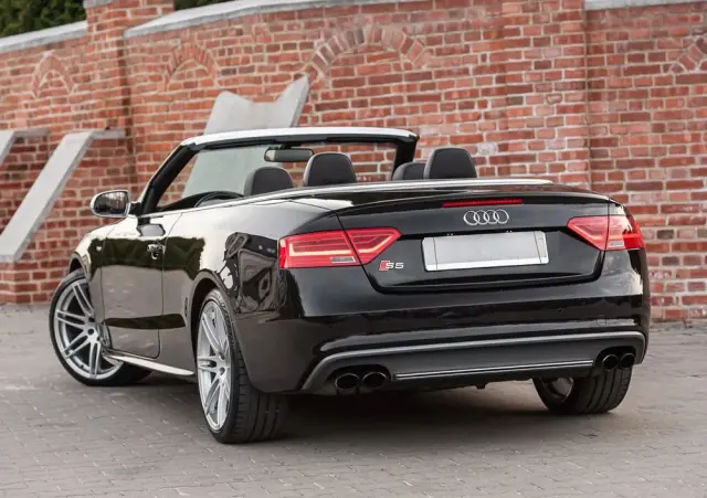 AUDI S5 Cabrio S tronic