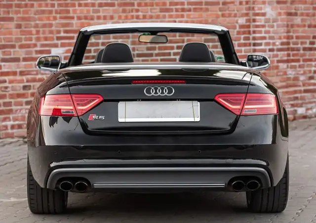 AUDI S5 Cabrio S tronic