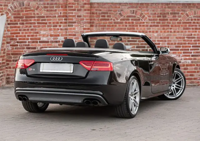 AUDI S5 Cabrio S tronic