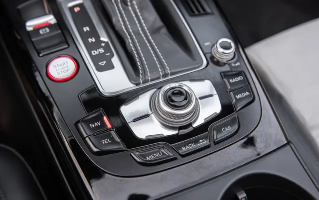 AUDI S5 Cabrio S tronic