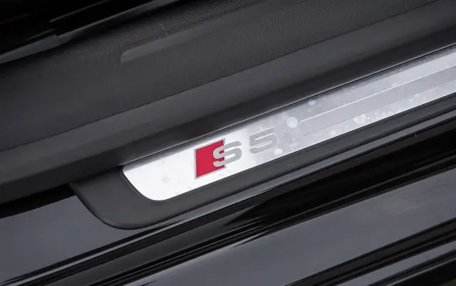 AUDI S5 Cabrio S tronic