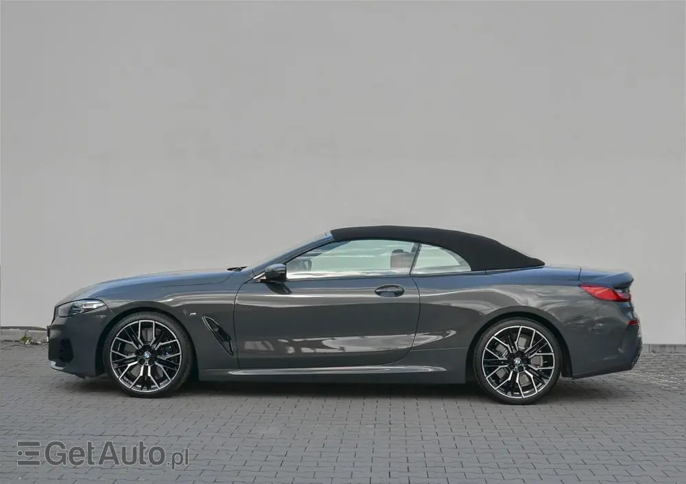 BMW Seria 8 840i xDrive