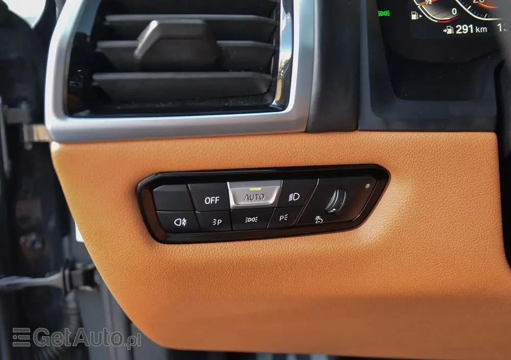 BMW Seria 8 840i xDrive