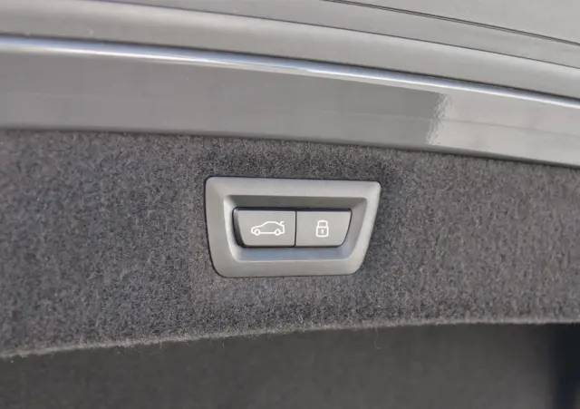 BMW Seria 8 840i xDrive