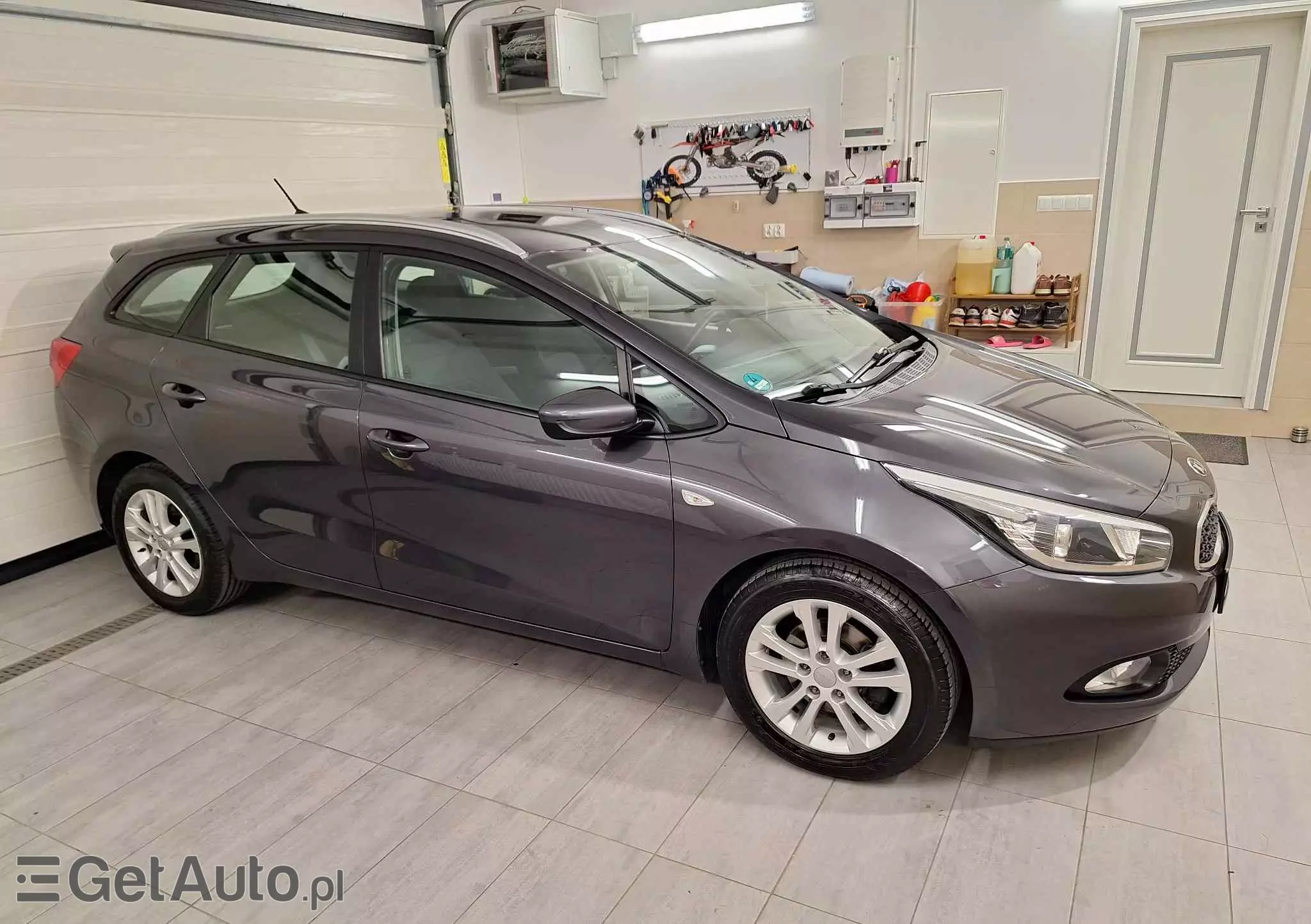KIA Ceed 1.4 CVVT Dream Team Edition