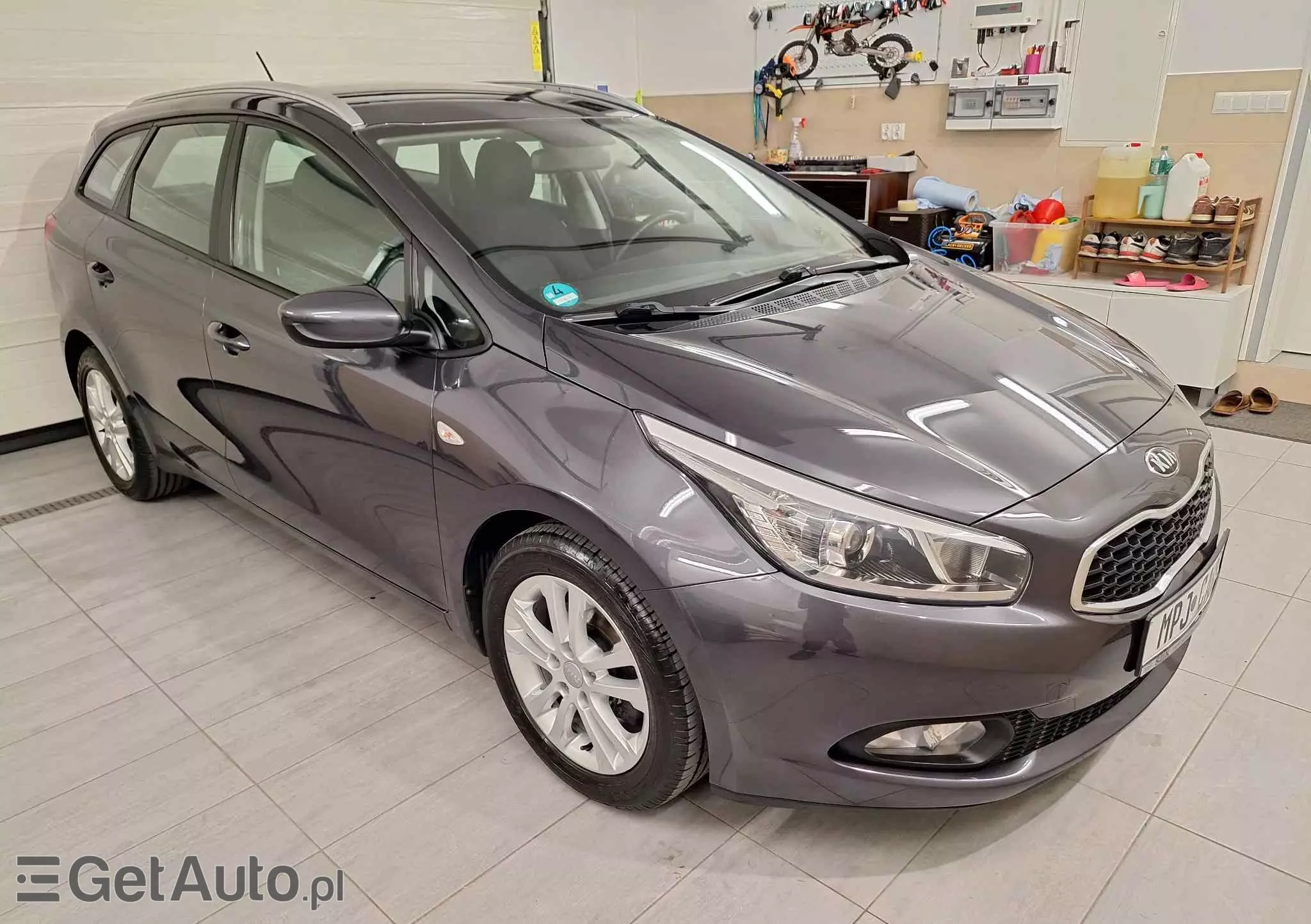 KIA Ceed 1.4 CVVT Dream Team Edition