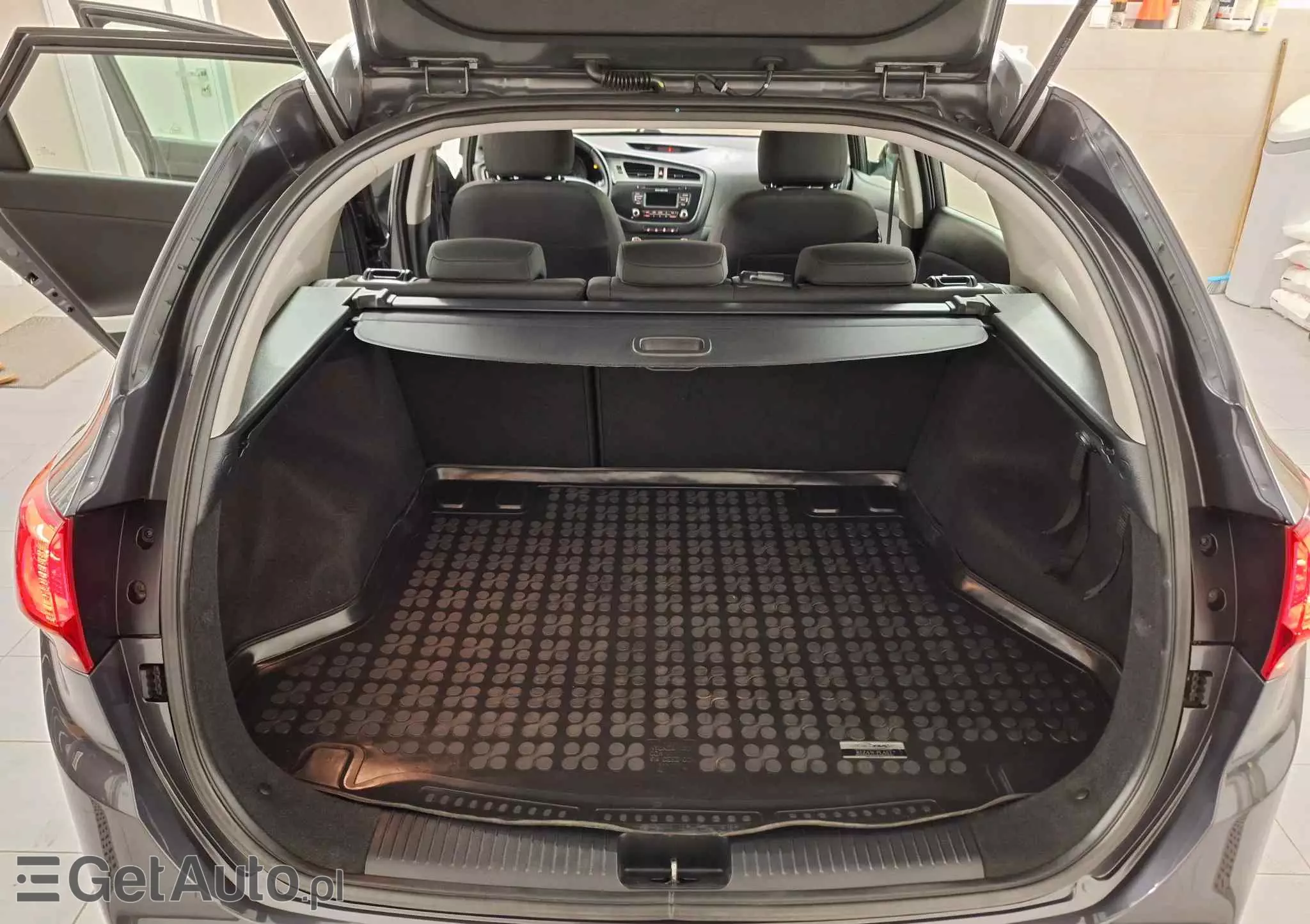 KIA Ceed 1.4 CVVT Dream Team Edition