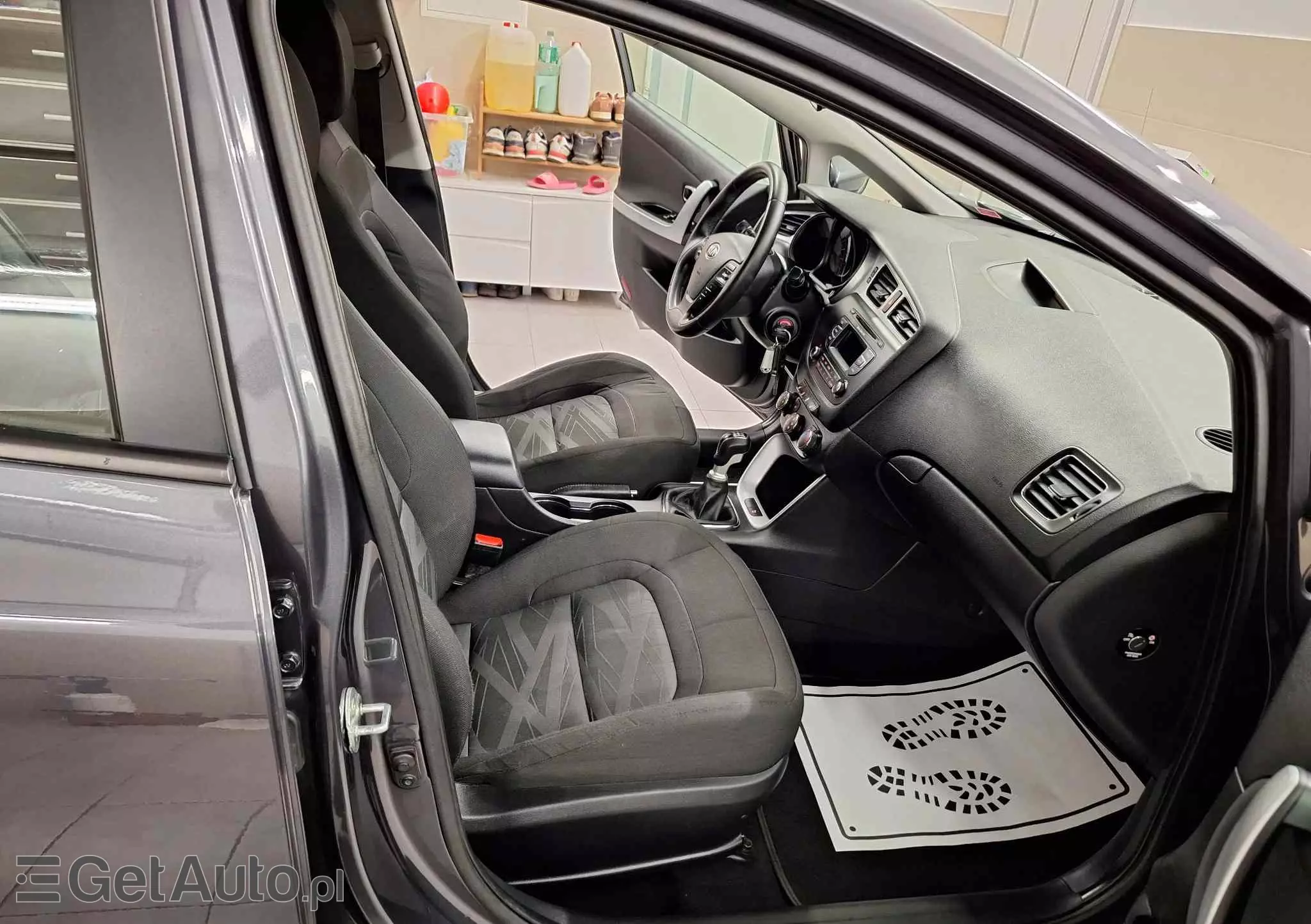 KIA Ceed 1.4 CVVT Dream Team Edition