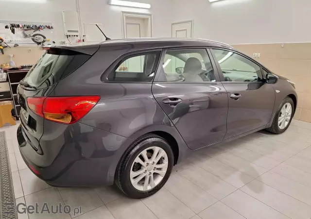 KIA Ceed 1.4 CVVT Dream Team Edition