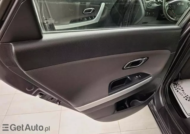 KIA Ceed 1.4 CVVT Dream Team Edition