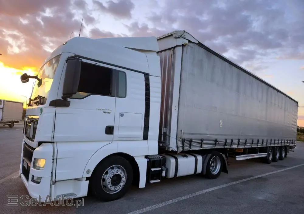 MAN TGX 18.440 + KAESSBOHRER MEGA 