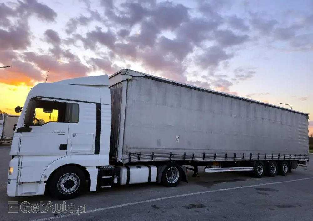 MAN TGX 18.440 + KAESSBOHRER MEGA 