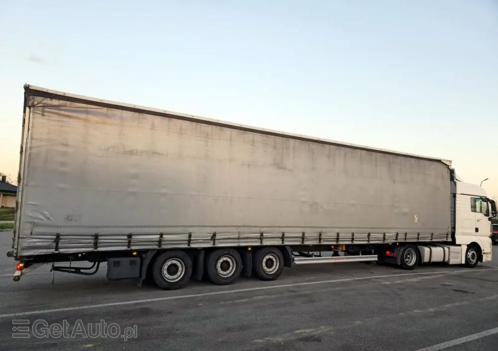 MAN TGX 18.440 + KAESSBOHRER MEGA 