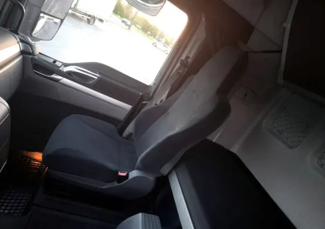 MAN TGX 18.440 + KAESSBOHRER MEGA 