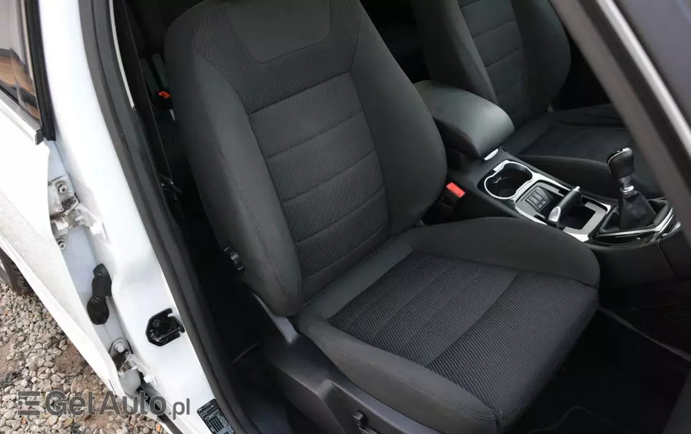 FORD S-Max 2.0 TDCi DPF Titanium