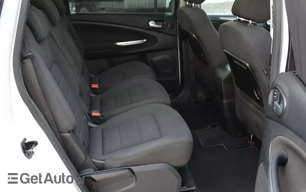 FORD S-Max 2.0 TDCi DPF Titanium