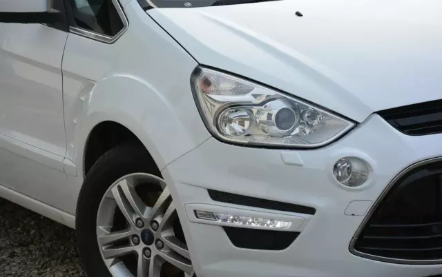 FORD S-Max 2.0 TDCi DPF Titanium