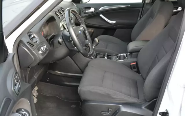 FORD S-Max 2.0 TDCi DPF Titanium