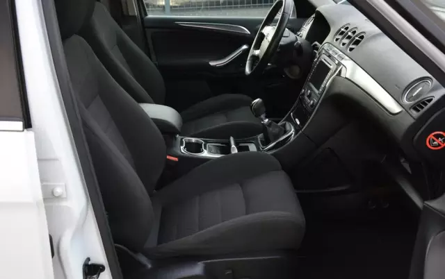 FORD S-Max 2.0 TDCi DPF Titanium