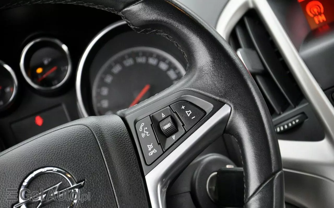 OPEL Astra IV 1.4 T Enjoy