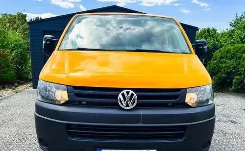 VOLKSWAGEN TRANSPORTER 