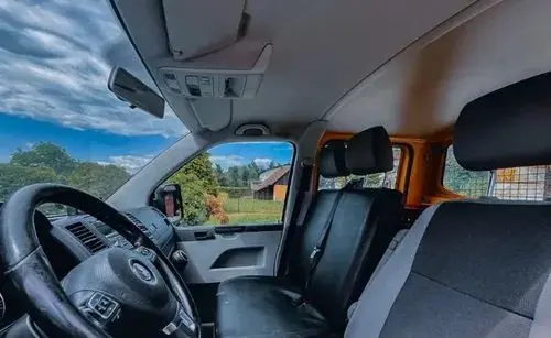 VOLKSWAGEN TRANSPORTER 
