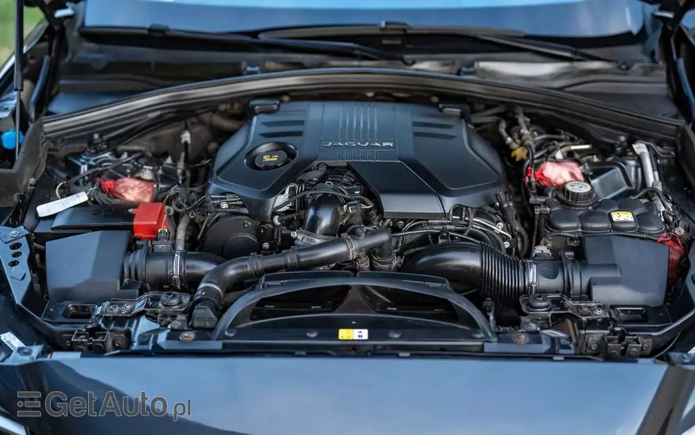 JAGUAR F-Pace 3.0 TDV6 AWD 300 Sport