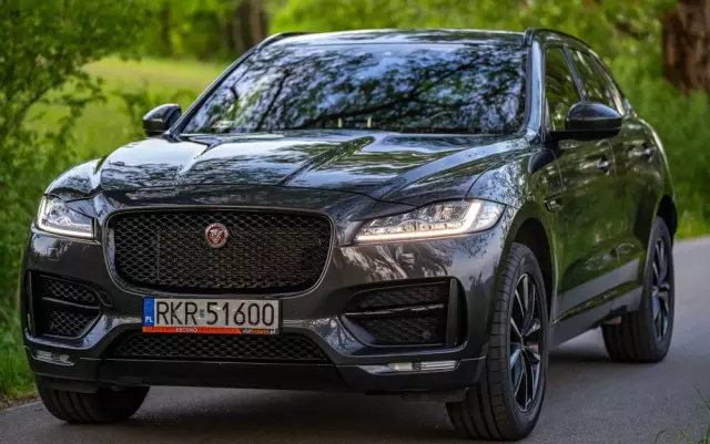 JAGUAR F-Pace 3.0 TDV6 AWD 300 Sport