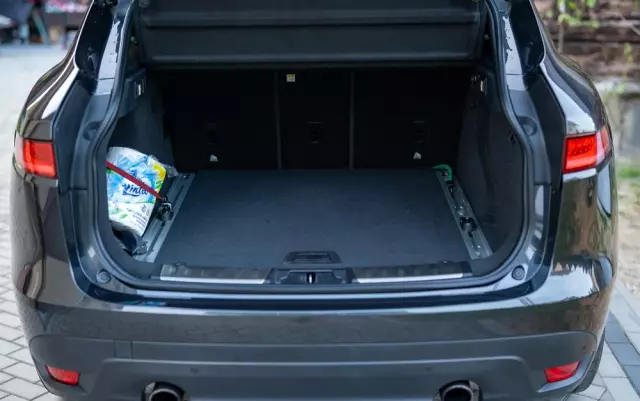 JAGUAR F-Pace 3.0 TDV6 AWD 300 Sport