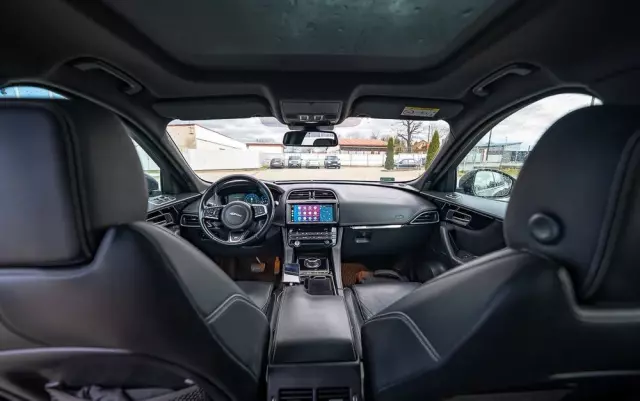 JAGUAR F-Pace 3.0 TDV6 AWD 300 Sport