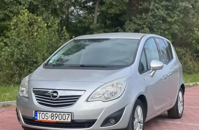 OPEL Meriva 